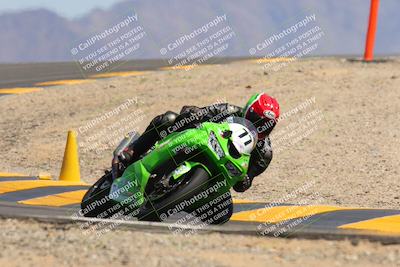 media/Mar-26-2023-CVMA (Sun) [[318ada6d46]]/Race 10 Supersport Middleweight Shootout/